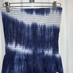 Blue and white tie-dye tube top